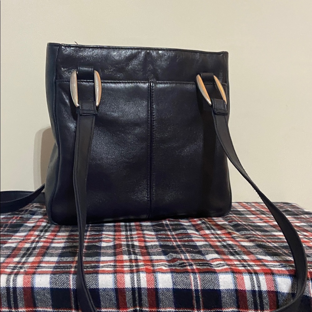 Kathie lee Elegant Black Leather Shoulder Bag